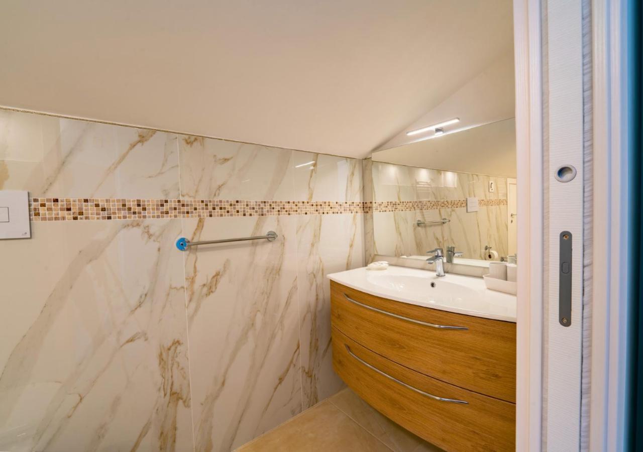 Villa Dei Cesari Bed & Breakfast Santa Maria La Carità Eksteriør bilde