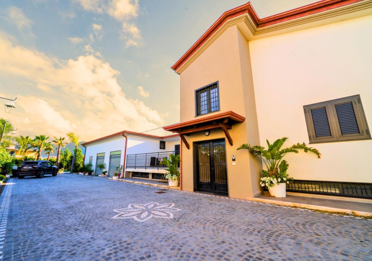 Villa Dei Cesari Bed & Breakfast Santa Maria La Carità Eksteriør bilde